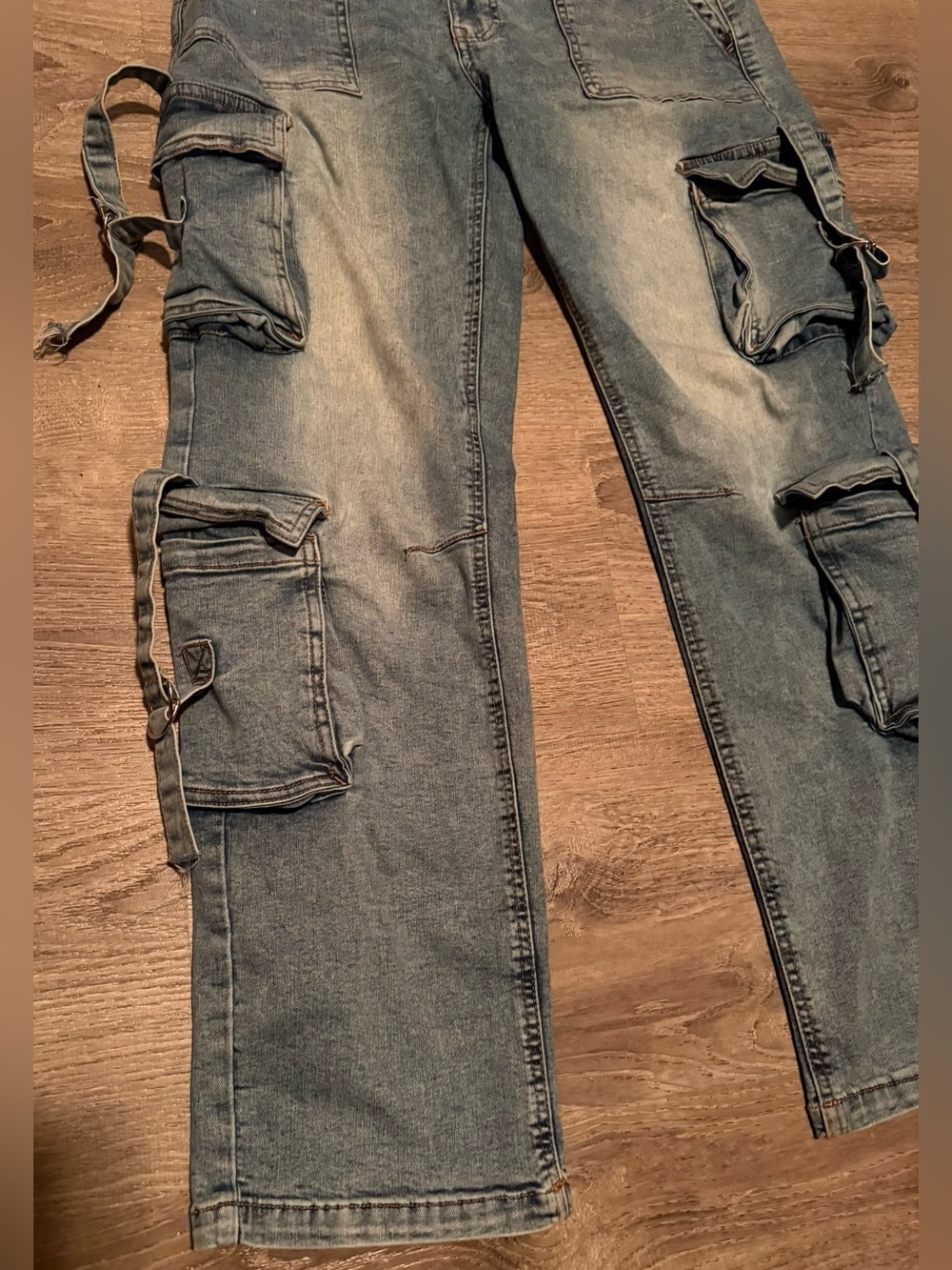 Chic Connect Medium Wash Cargo Jeans | Utility Denim | Baggy Cargo Pants | 11 - Picture 4 of 9